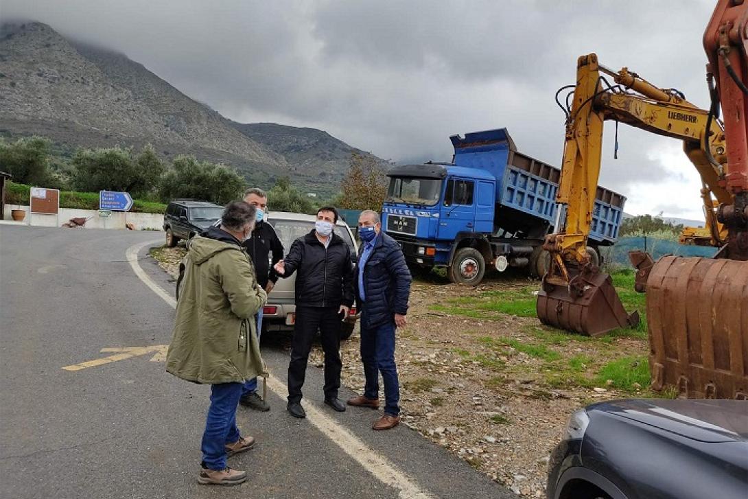 Ο Σωκράτης Βαρδάκης επισκέφθηκε τις περιοχές που επλήγησαν από την κακοκαιρία