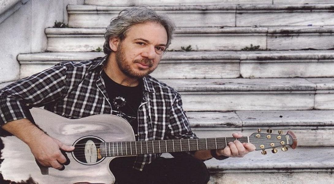 Το τελευταίο αντίο στον Αντώνη Βαρδή