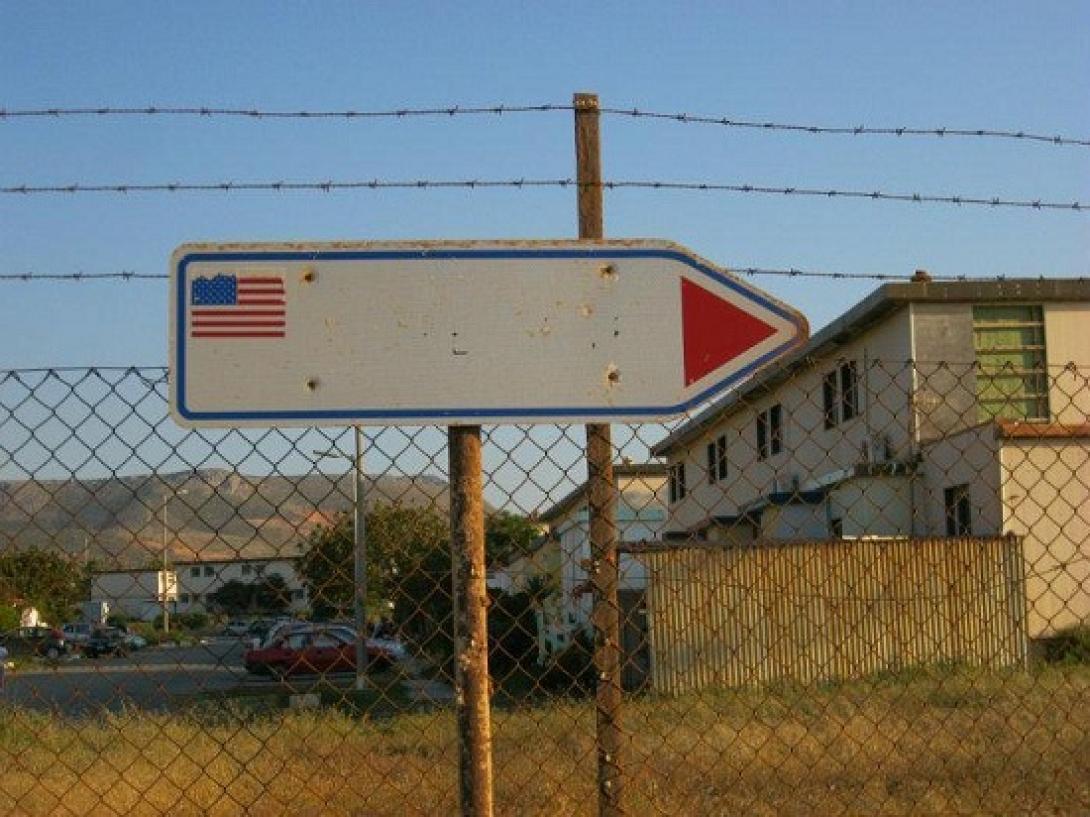 βάση γουρνών