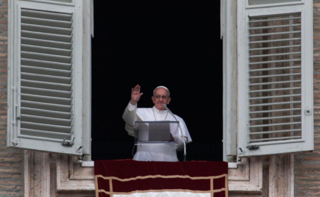 Προσευχή του Πάπα με πιστούς στο Ολύμπικο της Ρώμης