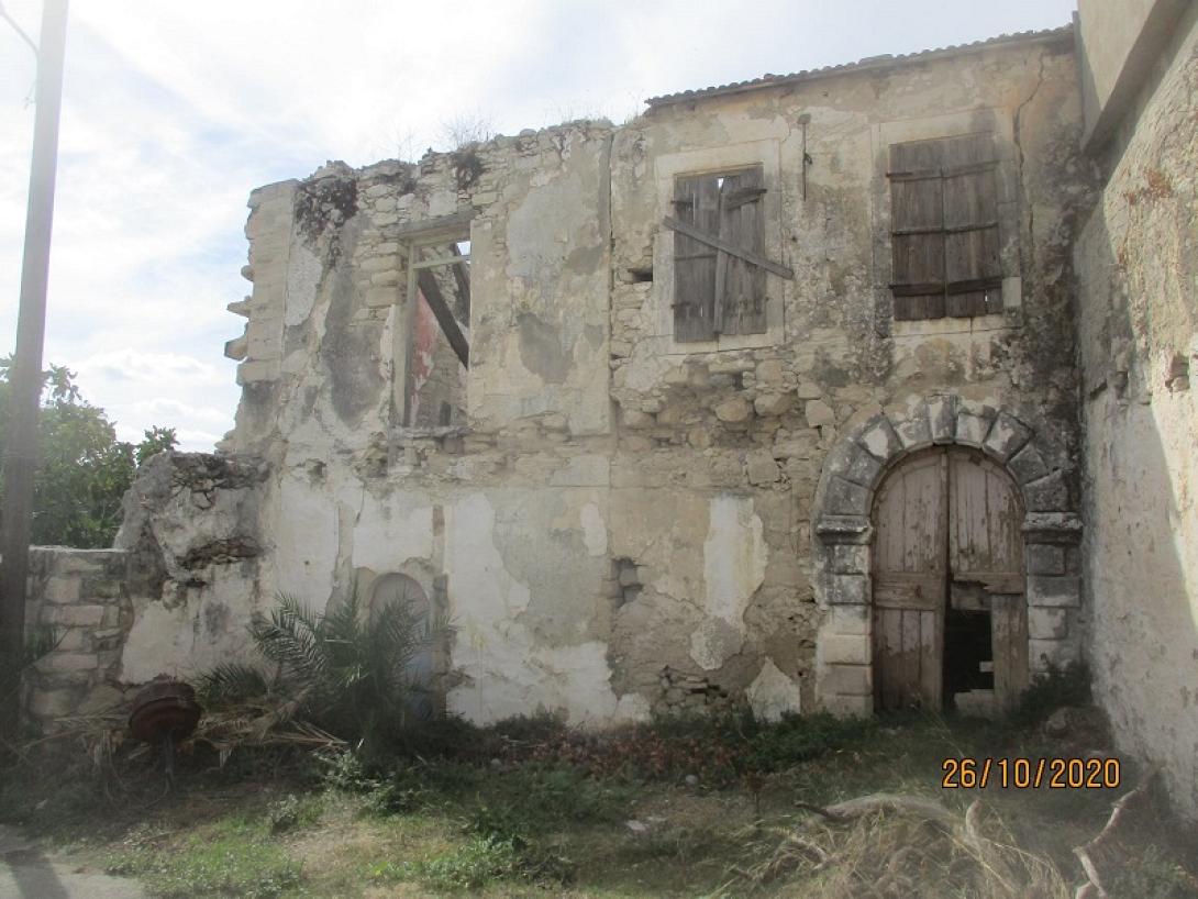 Ένα κτίριο που στέκει υπερήφανο πάνω από πέντε αιώνες