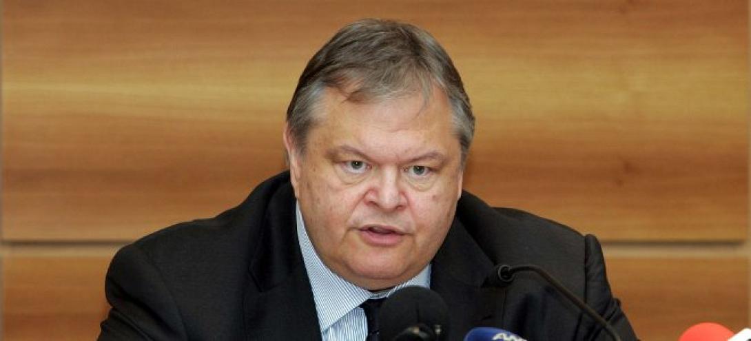 Βενιζέλος: "Η Ελλάδα δεν επιθυμεί την καταστροφή των χημικών στη Μεσόγειο"