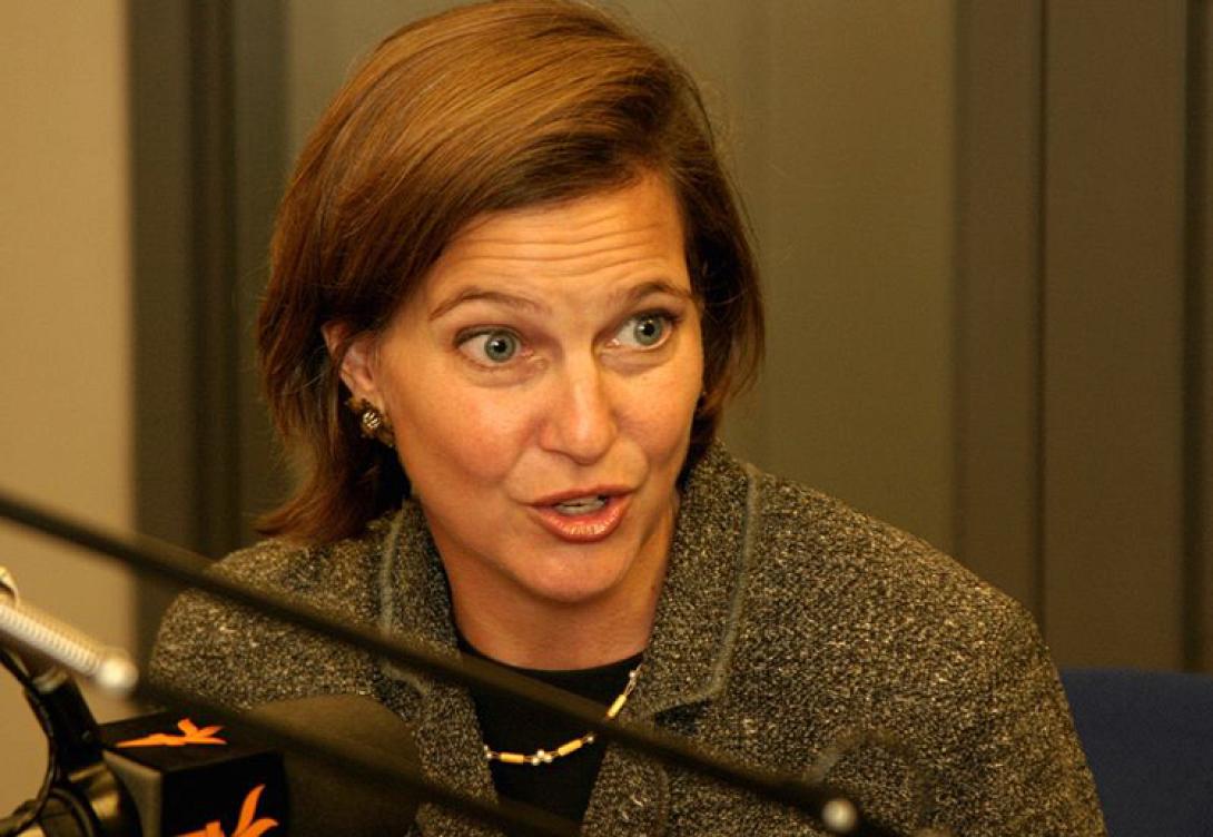 Οι Αμερικανοί, οι Ρώσοι, τα γαλλικά κι η Συρία ... κερασάκι