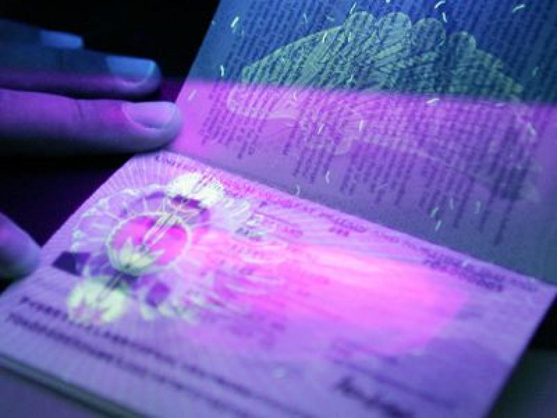 Ακόμη και γκριμάτσες προσώπου θα περιέχουν οι" βιομετρικές κάρτες", που θα αντικαταστήσουν τις αστυνομικές ταυτότητες