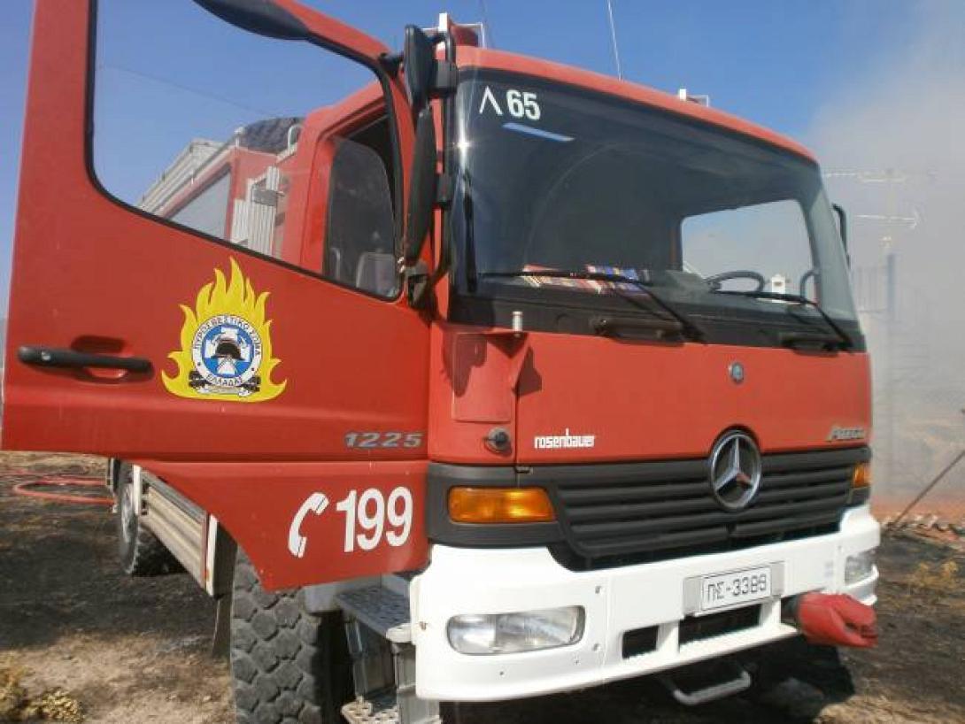 Χανιά: Συναγερμός από φωτιά σε μάντρα με οικοδομικά υλικά