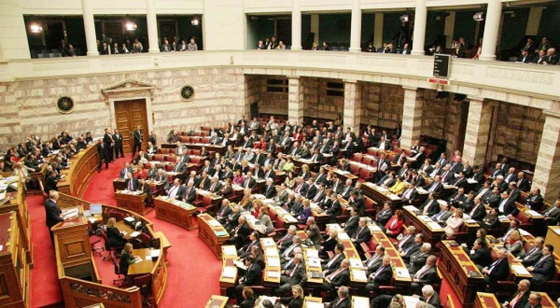 Το "παρών" που έγινε "Σταύρος Δήμας" και τα γέλια στη Βουλή (βίντεο)