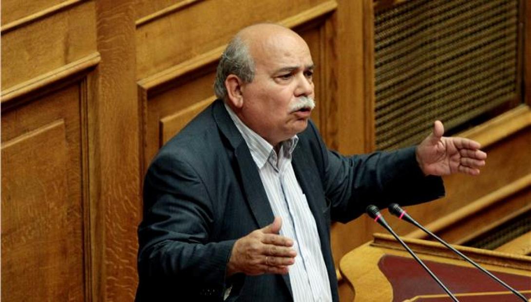 Αυτοεξευτελίζονται όσοι πουν «όχι» σε νέα μέτρα, αλλά «ναι» για ΠτΔ λέει ο Ν.Βούτσης