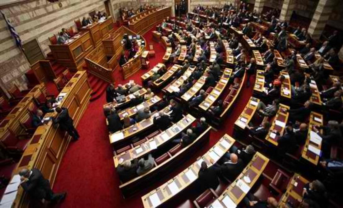 Τα μεσάνυχτα η ψηφοφορία του πολυνομοσχεδίου 