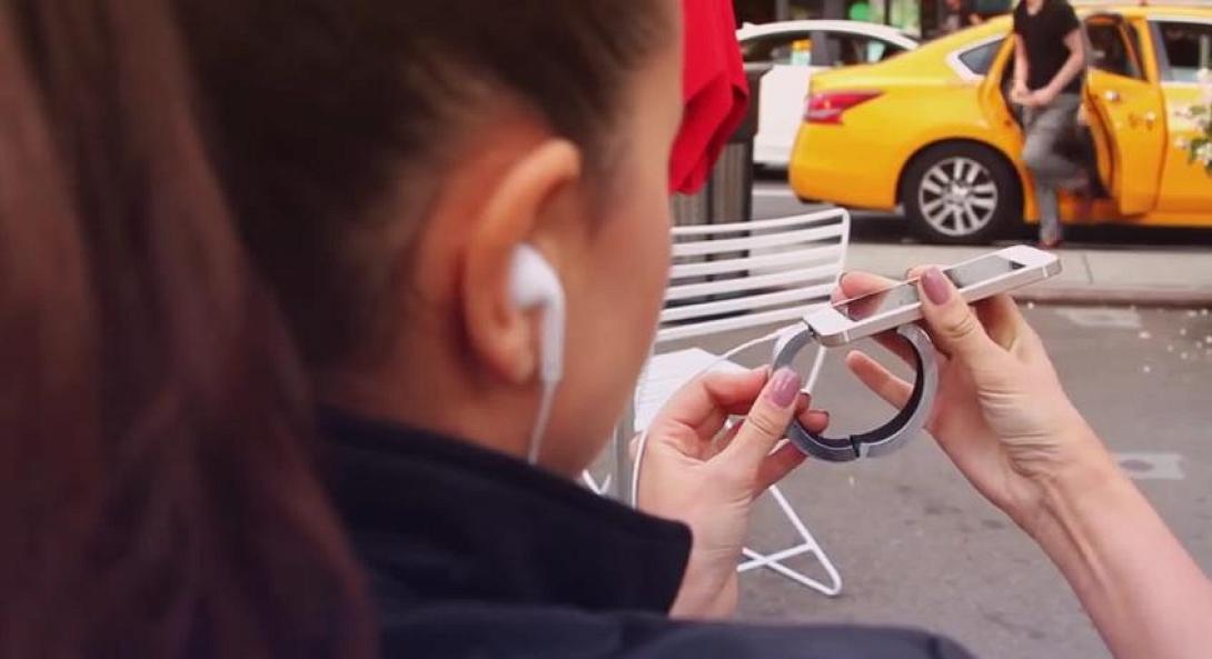 Φόρτισε το κινητό σου με ένα ... βραχιόλι (βίντεο)