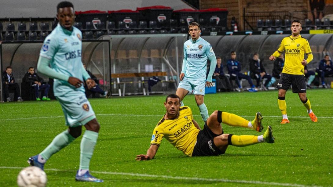 Γιακουμάκης Φένλο