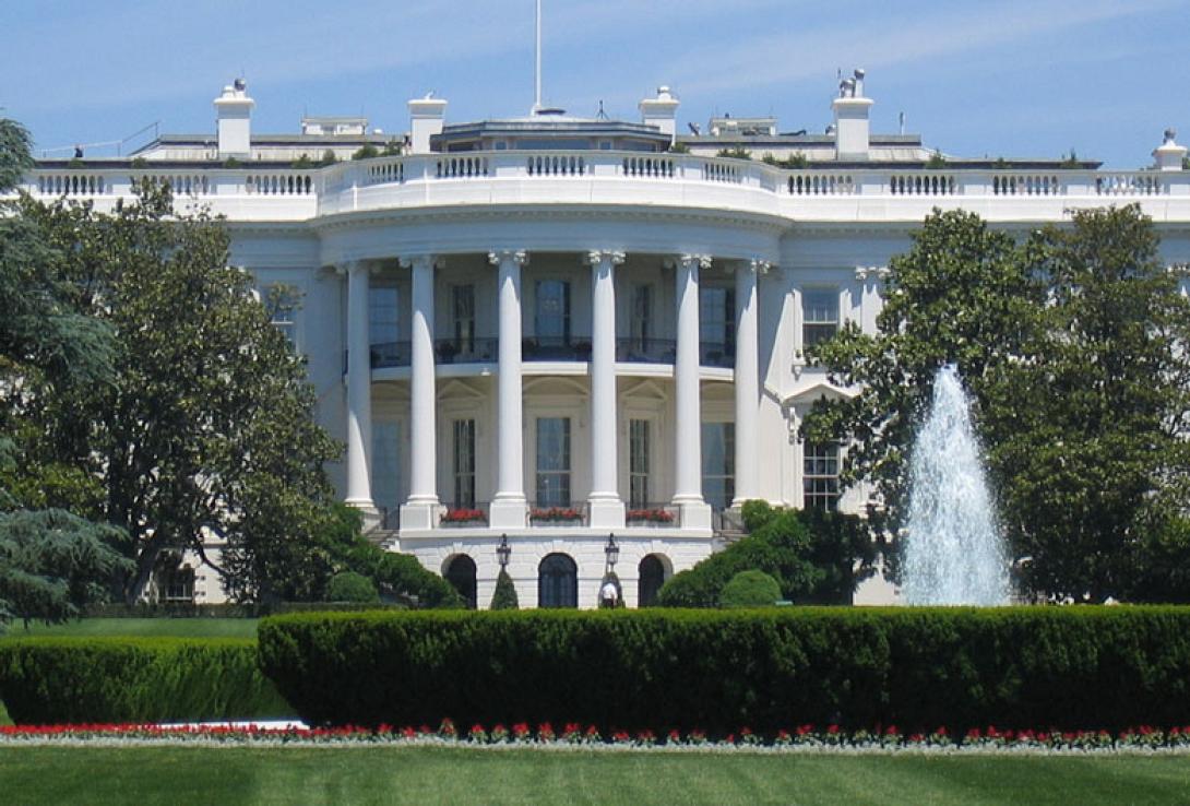white-house.jpg