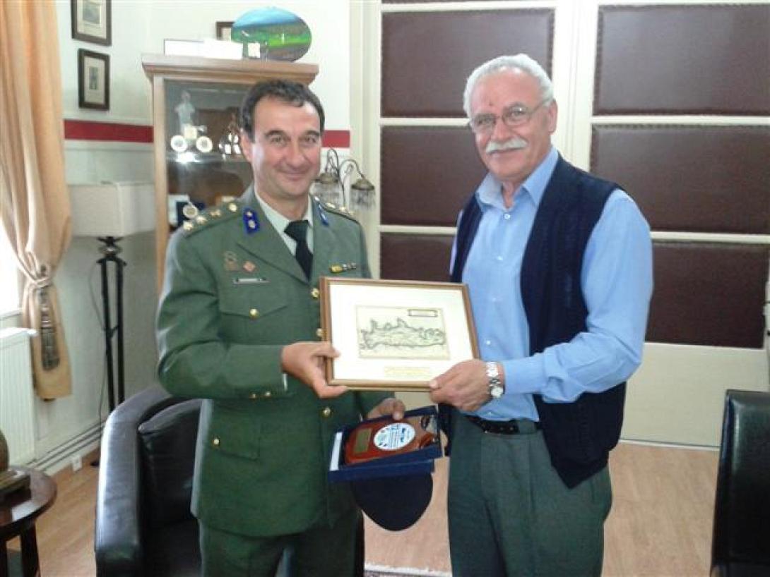 Αποχαιρετιστήρια επίσκεψη στην Αντιπεριφέρεια Χανίων