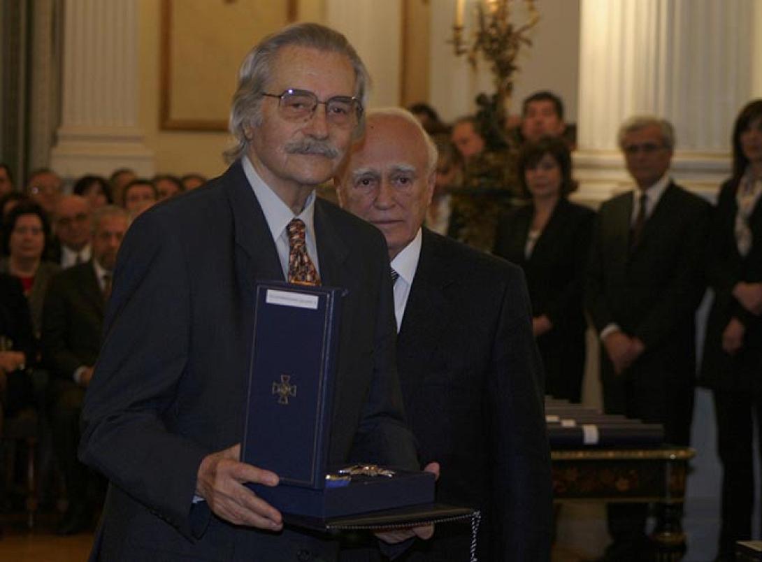 Με τιμές εν ενεργεία υπουργού η κηδεία του Γιάννη Χαραλαμπόπουλου