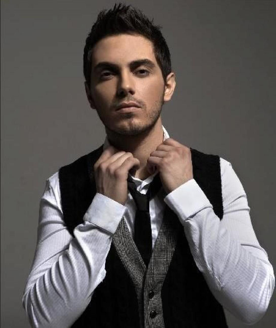 Ο Μιχάλης Χατζηγιάννης για μία μοναδική συναυλία στην Αγία Γαλήνη