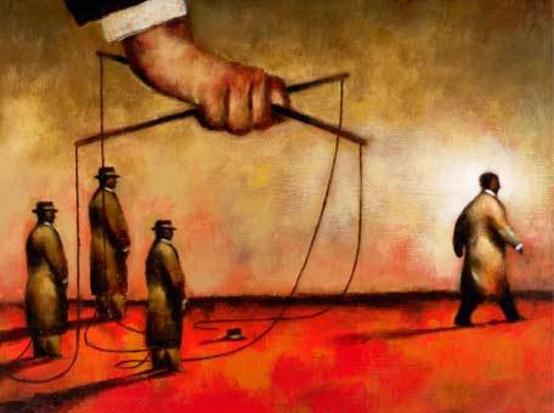 Νόαμ Τσόμσκι: Οι 10 τρόποι ελέγχου της Μάζας