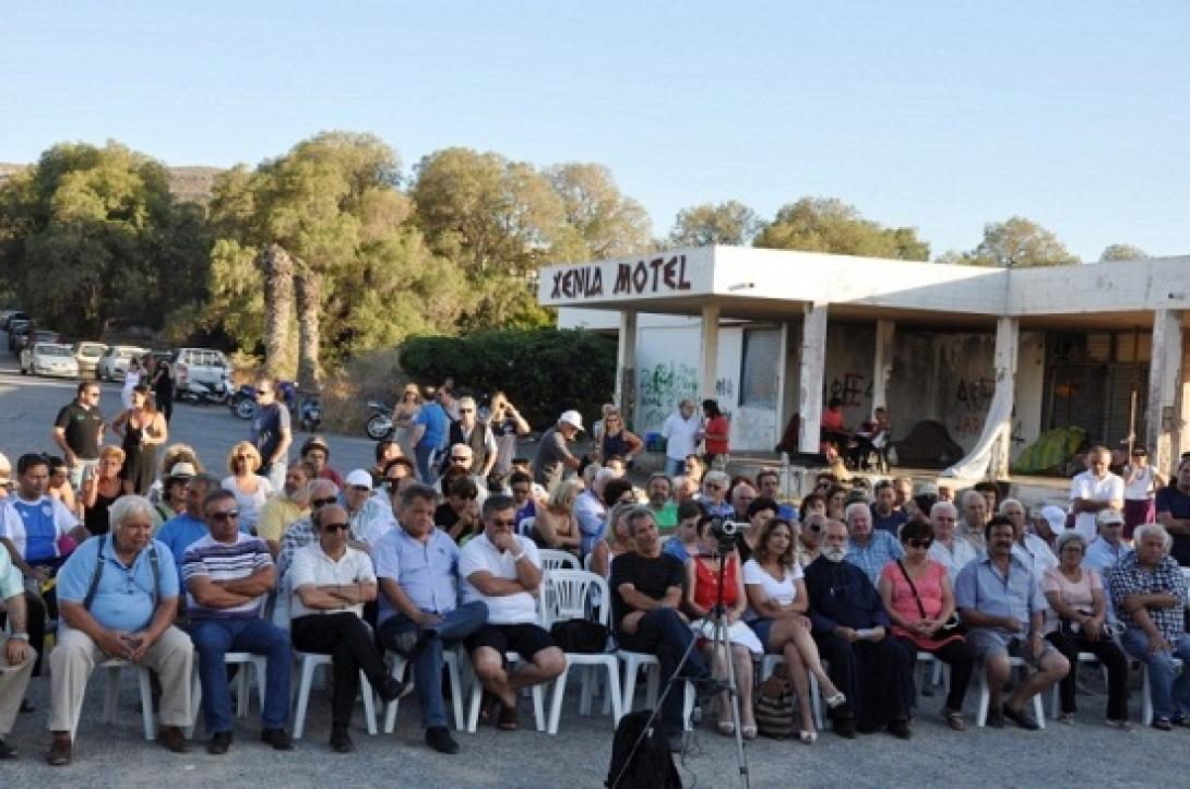 "Η ακτή Καρτερού πρέπει να παραμείνει δημόσια" 