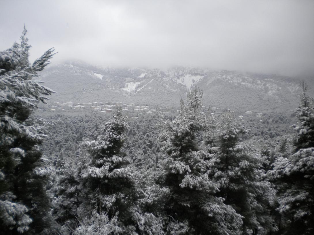 χιονια πεντελη