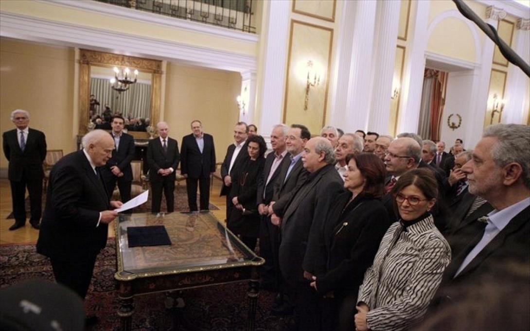 Απίστευτο χιούμορ στο διαδίκτυο για τη νέα κυβέρνηση