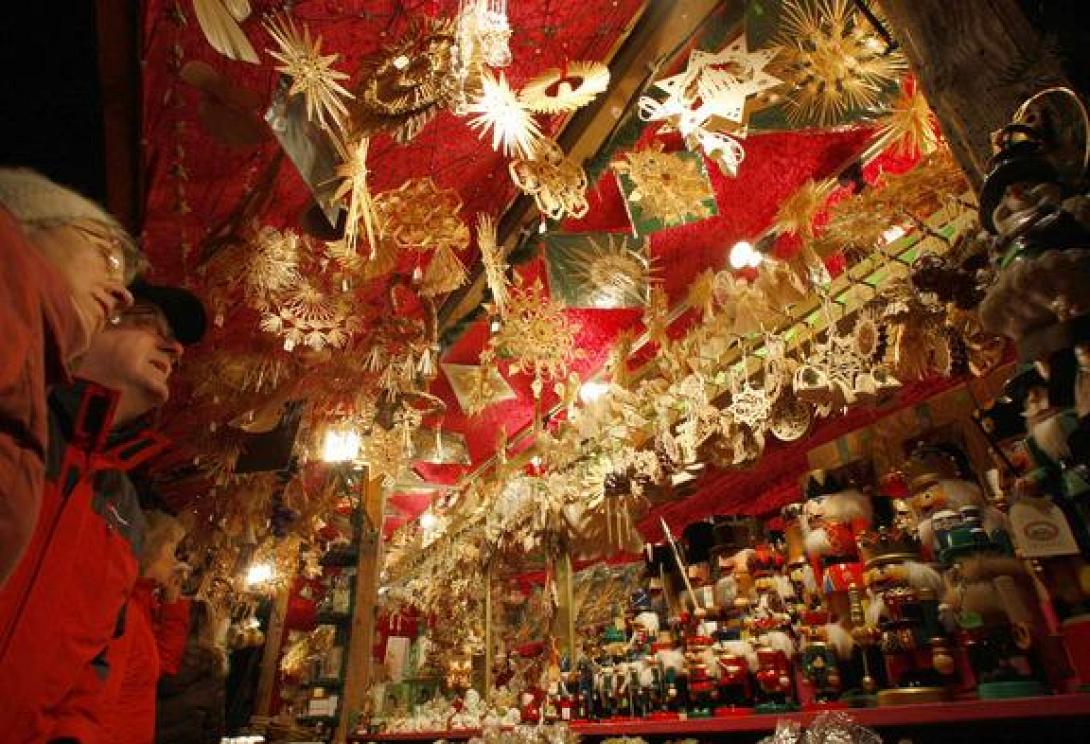 Σε ισχύ σήμερα το εορταστικό ωράριο των καταστημάτων του Ηρακλείου