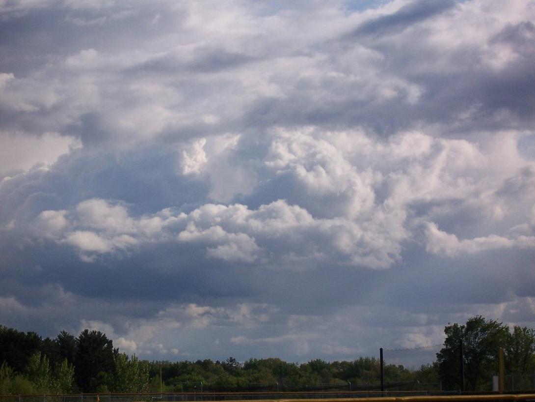 Με χαμηλές θερμοκρασίες και συννεφιά ξεκινάει η εβδομάδα