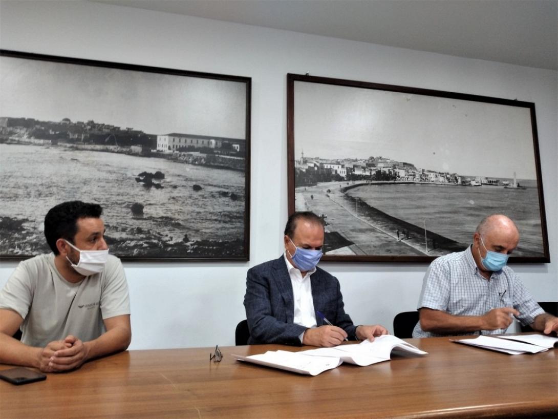 Υπογραφη συμβασης