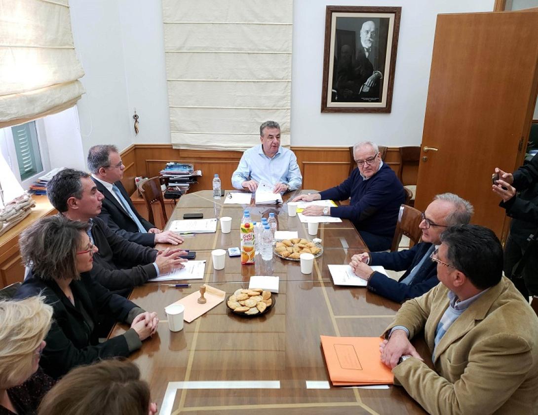 υπογραφη σύμβασης