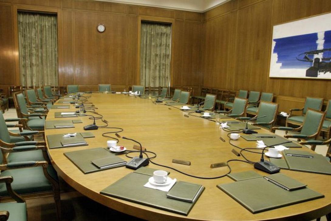 Από σήμερα τα νέα οργανογράμματα των υπουργείων