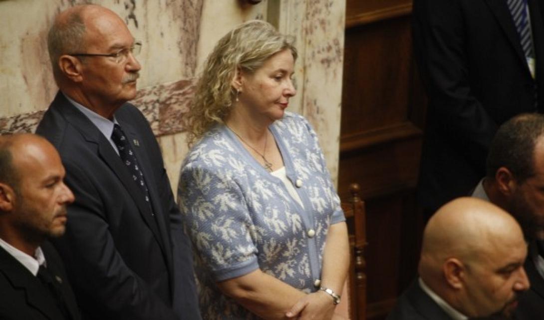 'Αρση της ασυλίας Ζαρούλια - Αρβανίτη αποφάσισε η Βουλή